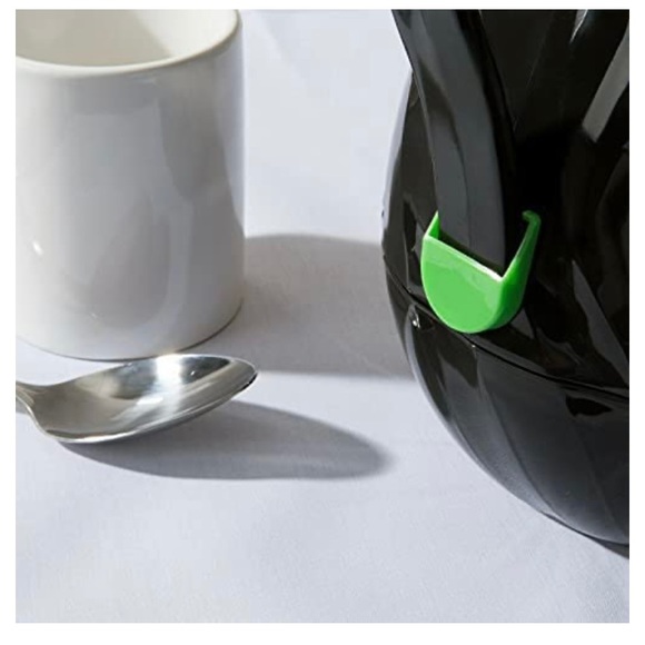 64 OZ Insulated Coffee Carafe - Picture 4 of 5